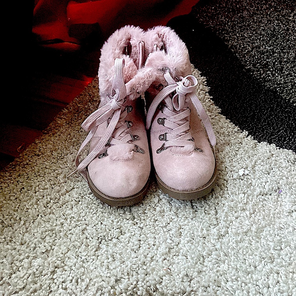I’m selling boots